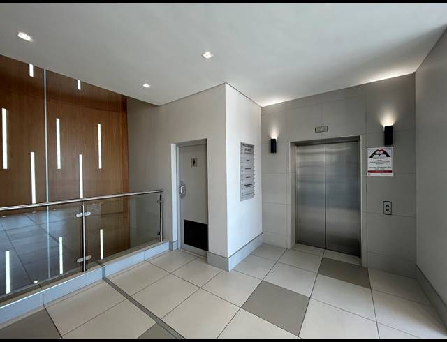 407M² BUILDING TO LET IN TYGER WATERFRONT